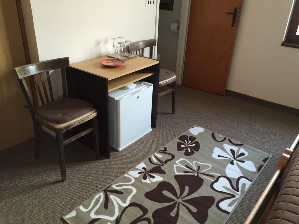 Guest House Punta Grzan Petrcane Bilik gambar